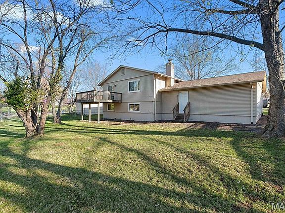 4th image of 12392 Sparrowhawk Ct