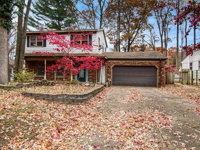 4748 Grenadier Dr SW, Wyoming, MI, 49509