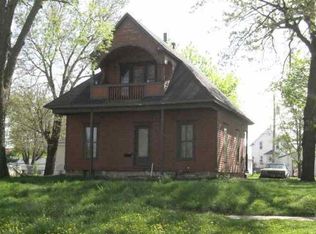 1420 Jefferson St, Waterloo, IA 50702