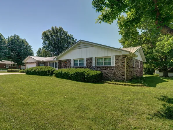 421 E Olive Street, Mt Vernon, MO 65712