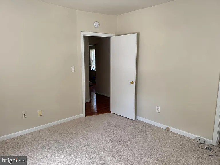 1720 Queens Ln #3172 — Photo 17