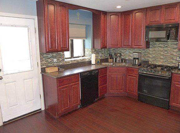 4th image of 10424 S Lamon Ave