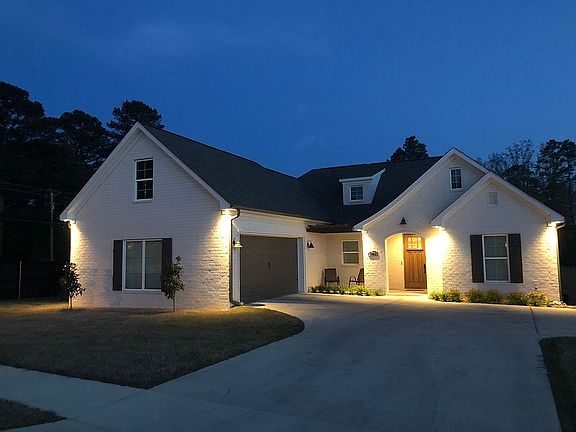 4th image of 2401 Aberdeen Dr