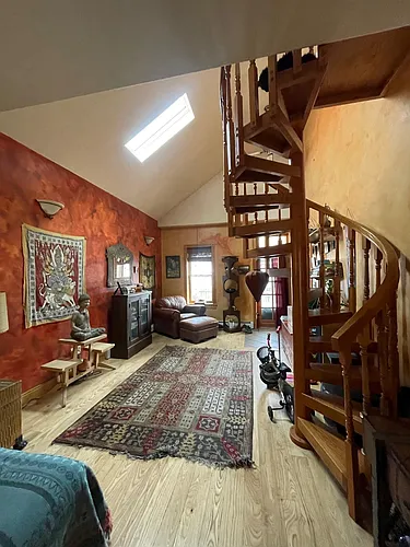 527 E 3rd St #A Photo 1