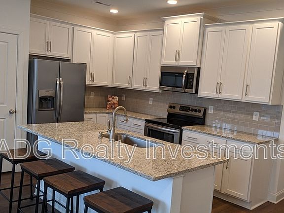 4th image of 287 Keener Blvd
