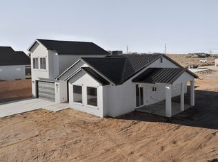 421 9th Ave NE, Rio Rancho, NM 87124