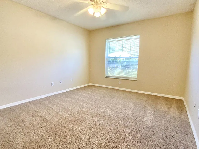 48 Karas Trl — Photo 8