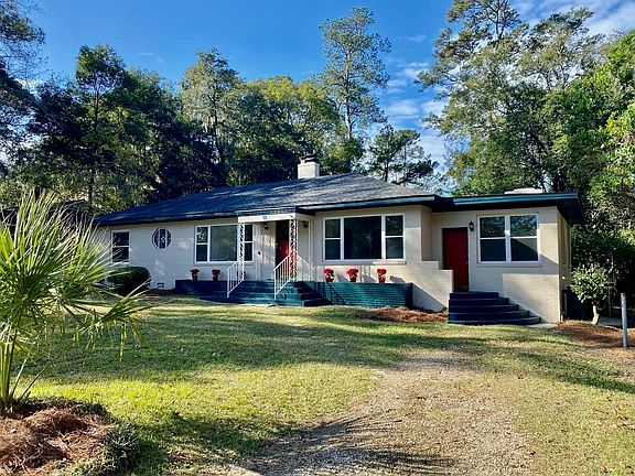 2nd image of 1154 Seminole Dr