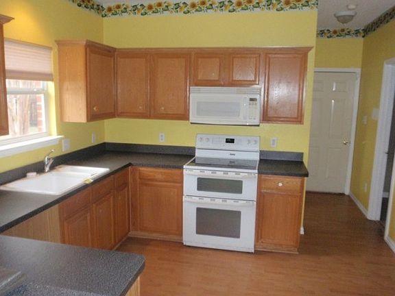 4th image of 6001 Bent Creek Dr