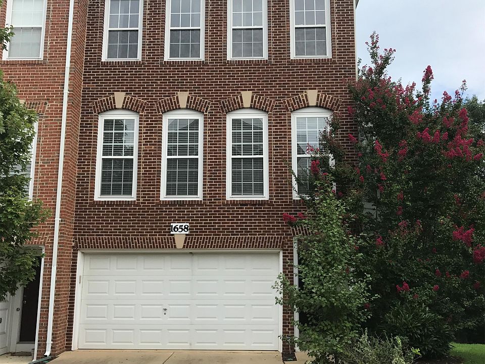 1st image of 1658 White Oak Vista Dr