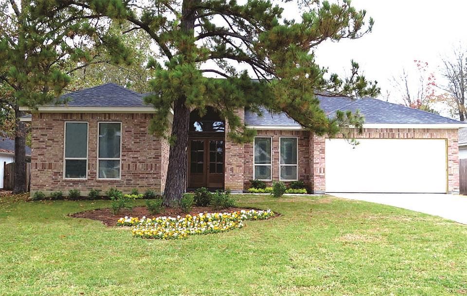 1st image of 126 Wick Willow Dr