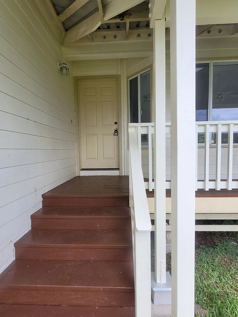 3bd 2ba Home In Hilo's Waiakea Heights — Photo 3