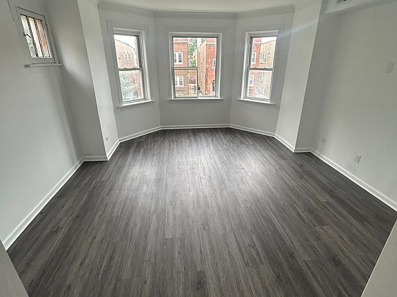 3rd image of 1517 S 60th Ct #2