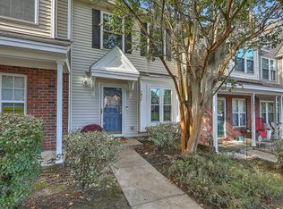 7921 Shadow Oak Dr, North Charleston, SC 29406