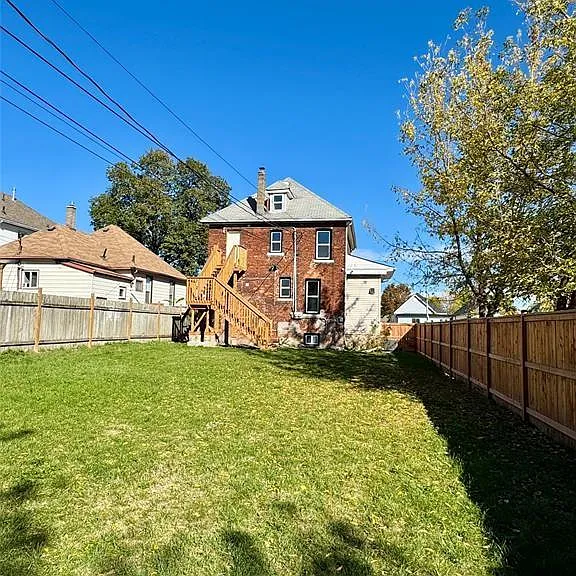 531 Langlois Ave — Photo 23