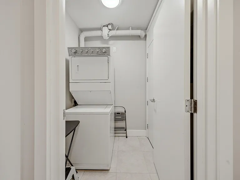 1837 Kalakaua Ave #703 — Photo 28
