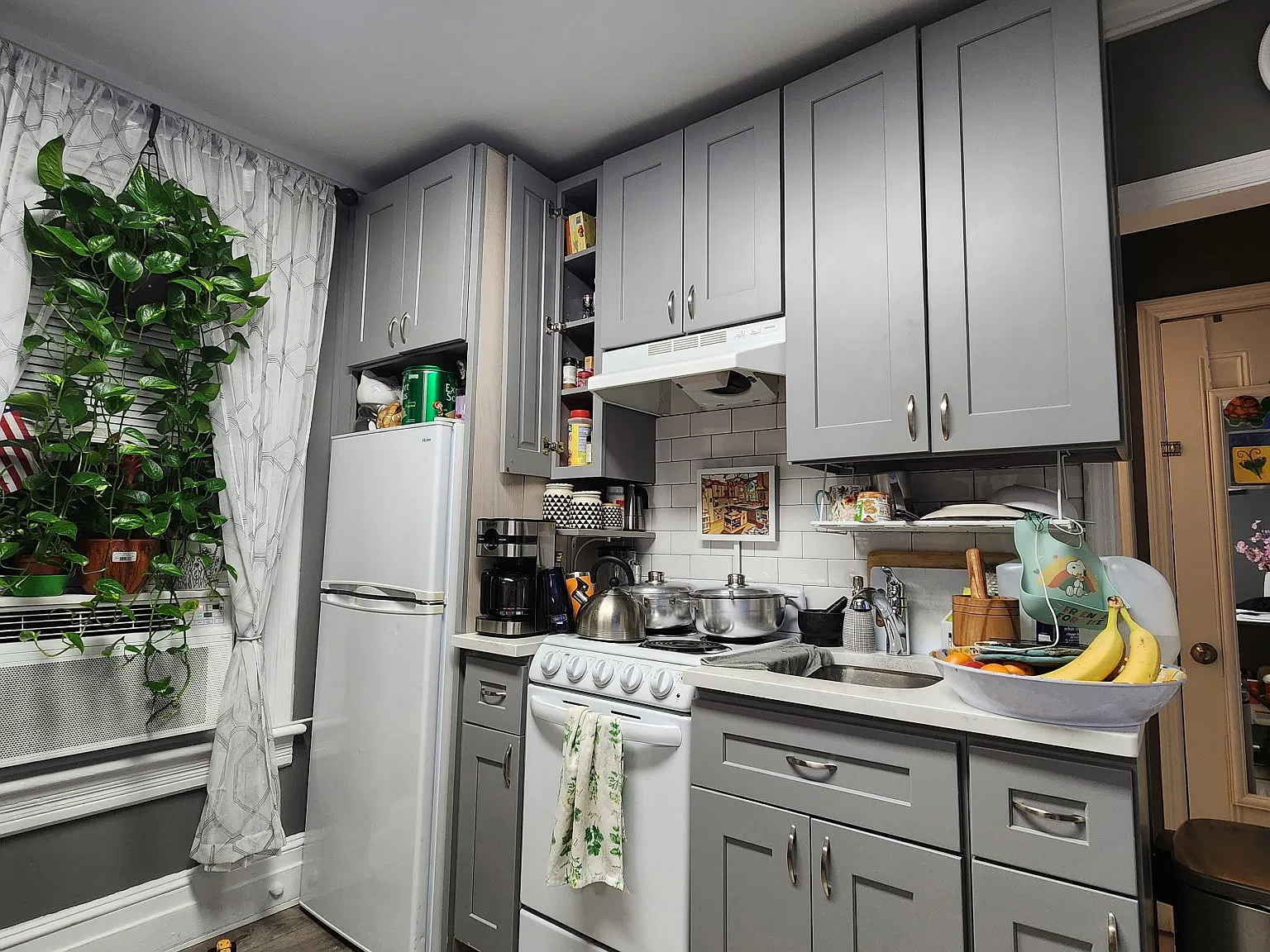 23 Collegeview Ave — Photo 2