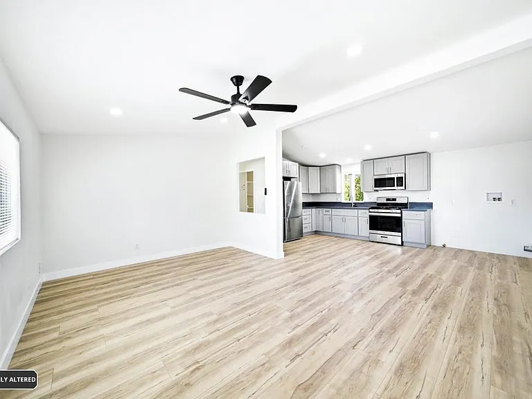 3272 K St — Photo 10
