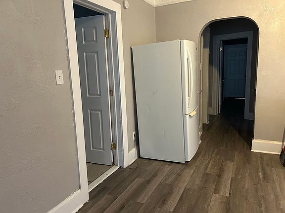 Kitchen/Hallway