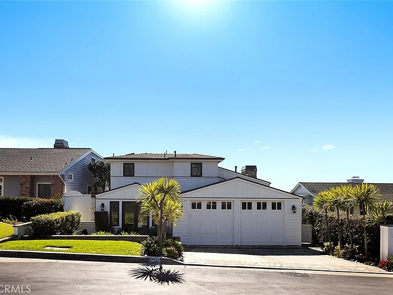 26 S Portola — Photo 1