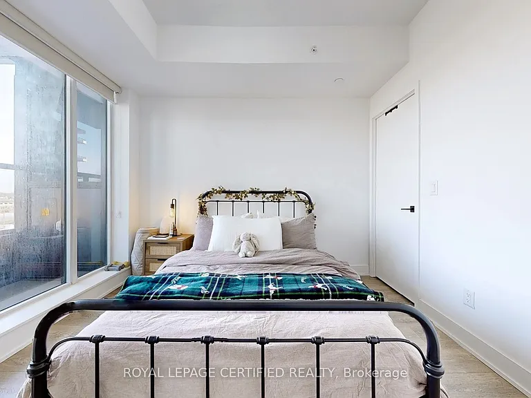 2485 Taunton Rd #826 — Photo 21