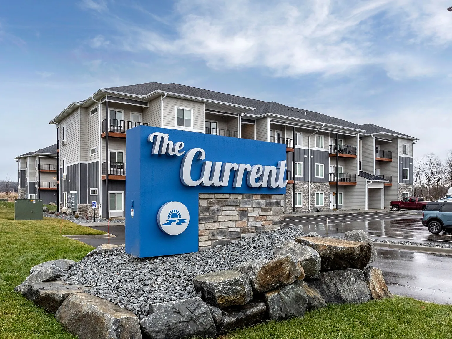 The Current — Photo 2