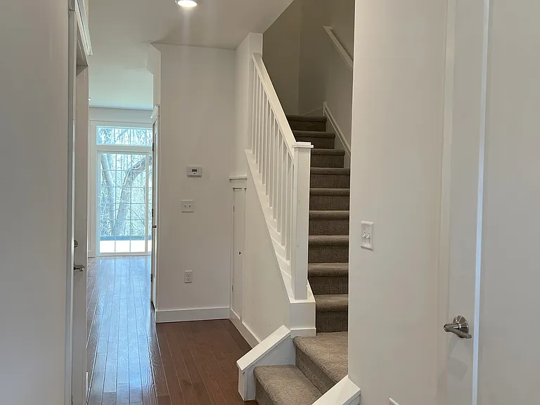 409 N Twin Lakes Blvd — Photo 5