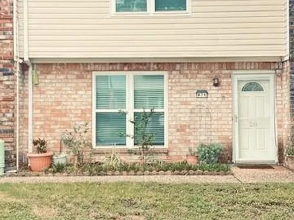 1831 Sherwood Forest St APT 28, Houston, TX 77043