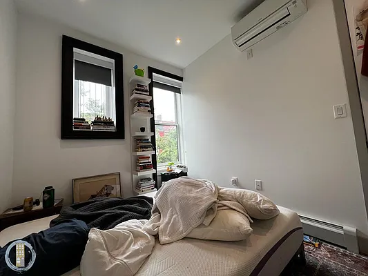 Rented by Brooklyn Rentals NYC | media 10