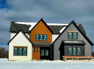 4 Faulkner Drive, Waterford, NY 12188