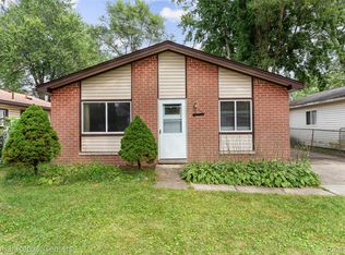 14057 Marvin St, Taylor, MI 48180
