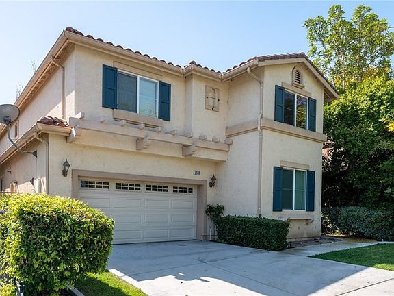 2nd image of 2500 Giovanne Way