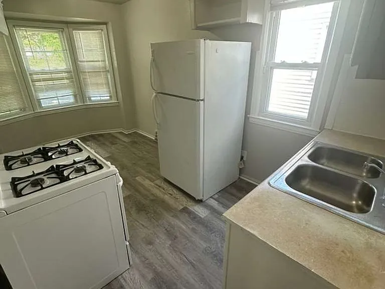 9386 Coyle St — Photo 3