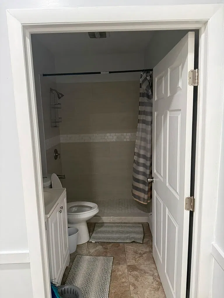 Studio, 800 sqft, $1,300 — Photo 1