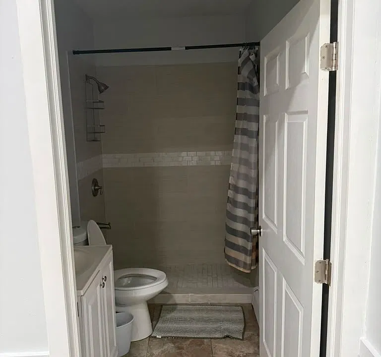 15 Broom St #105
