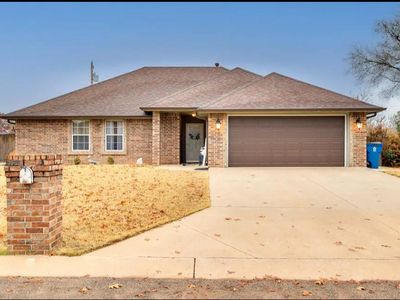 922 Woods Ter, Chandler, OK, 74834