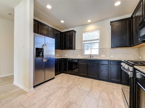 16723 Mammoth Springs Dr, Houston, TX 77095