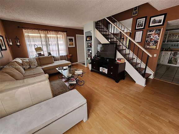 3rd image of 7024 SW 114th Pl #H52