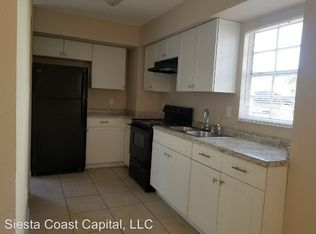 5846 Meadowlane St, New Port Richey, FL 34652