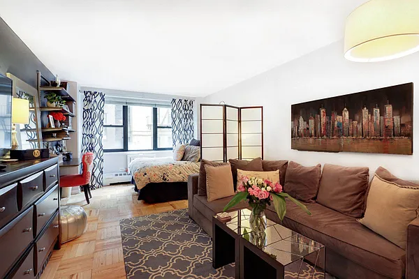 Rented by Level Group | media 11