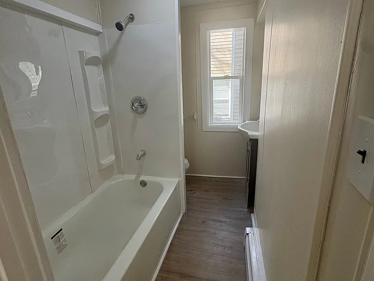 296 Saratoga St #1 — Photo 6