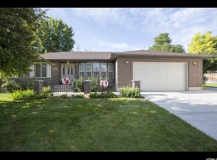 1139 E Pheasant View Dr, Fruit Heights, UT 84037