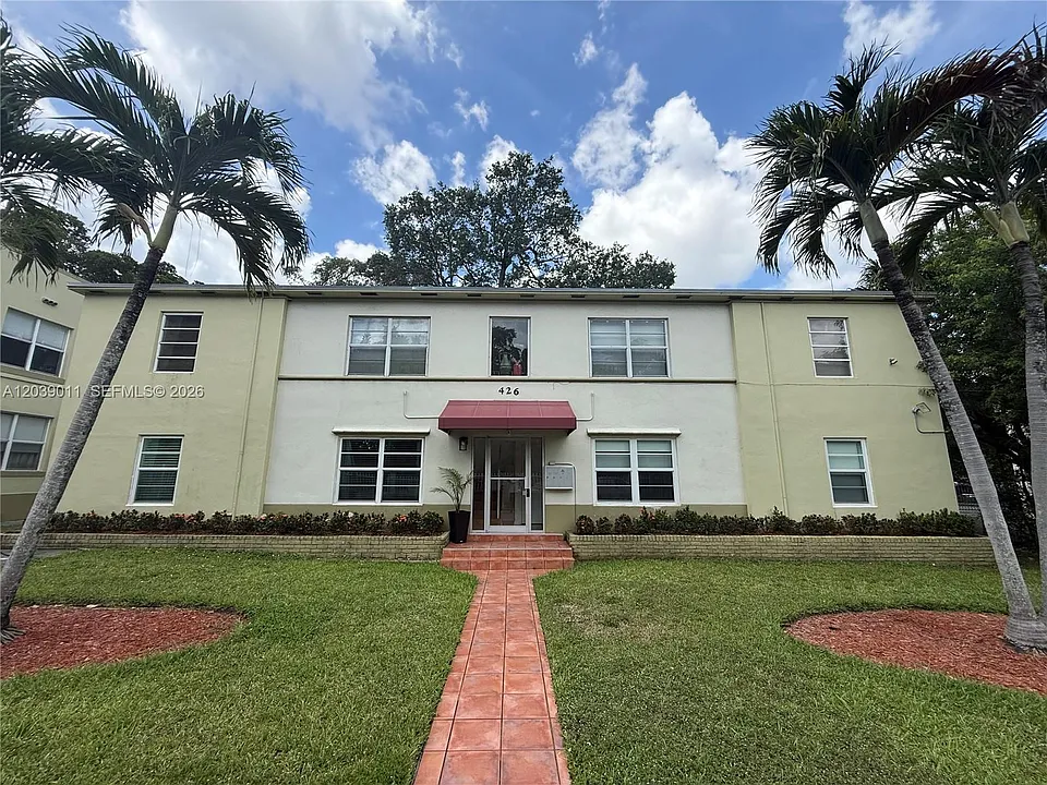 426 NE 77th Street Rd #4