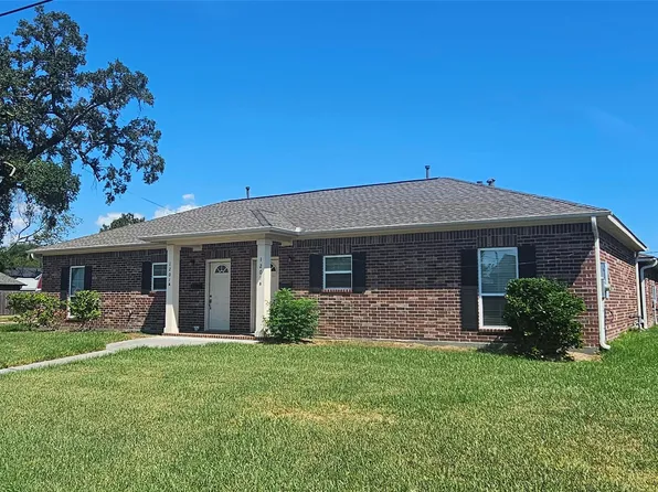 120 W 12th St, Deer Park, TX 77536