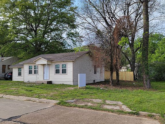 3rd image of 124 Melton St