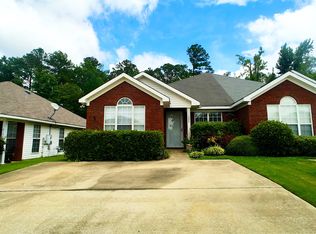 6203 Covington Villas Dr, Tuscaloosa, AL 35405