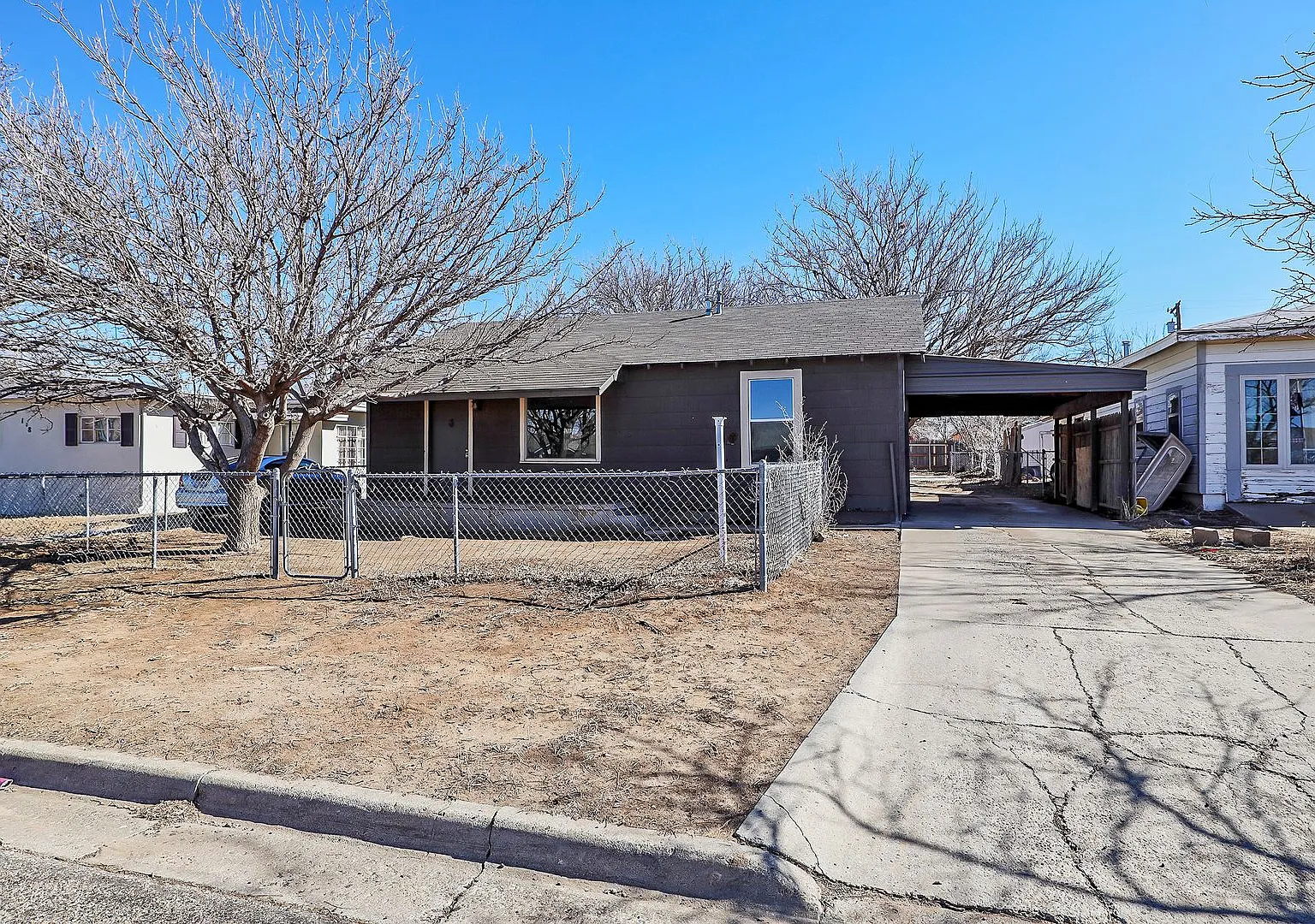 New rental available! 106 N Virginia St — Photo 1