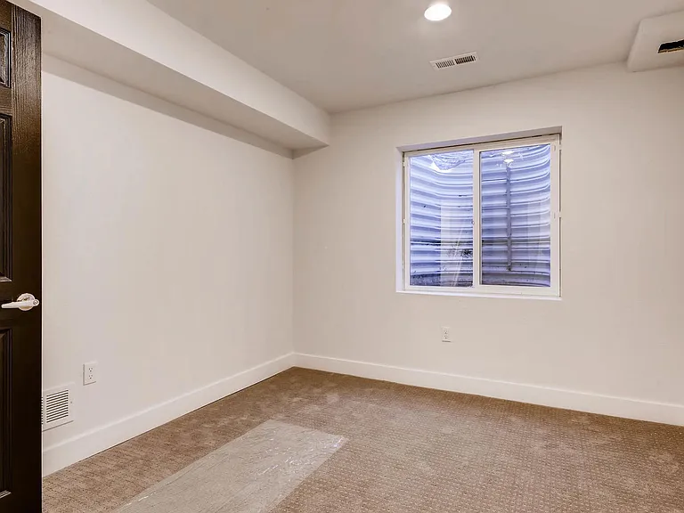 15576 Olmsted Pl — Photo 17