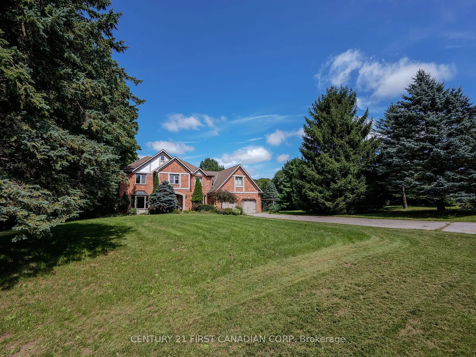 4 bed, $4,000 — Photo 2