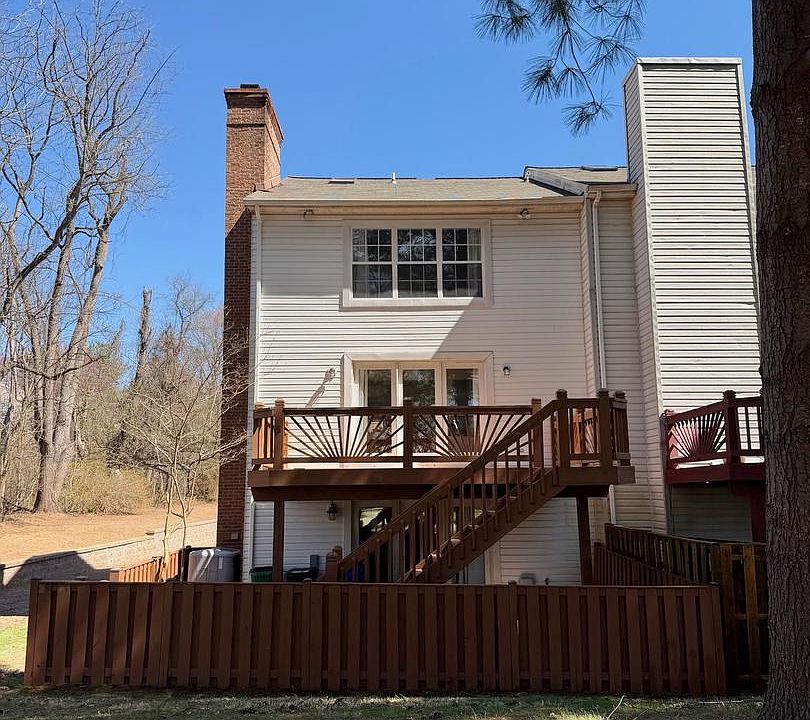 2nd image of 5238 Lightfoot Path